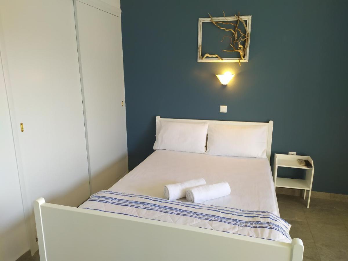 Nymphes Apartments 塞里安迪卡 外观 照片